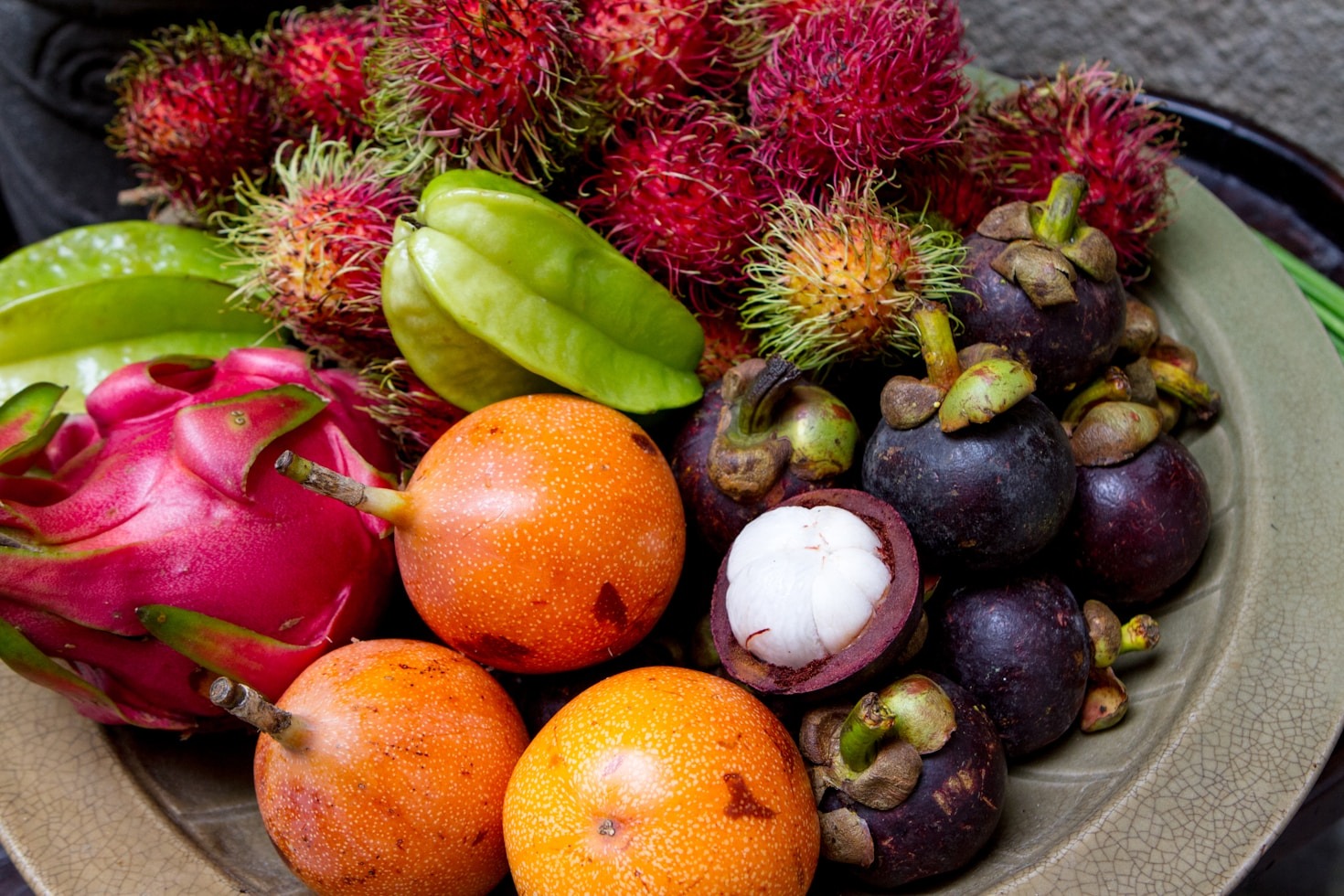 Why Hawaiian Vibes Enhance Your Fruit Experience